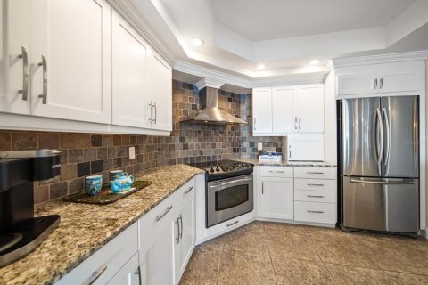 Condo in Saint Pete Beach, Florida, 3 bedrooms  № 1523895 - photo 26