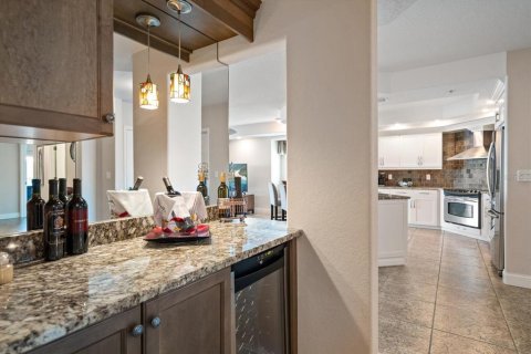 Condo in Saint Pete Beach, Florida, 3 bedrooms  № 1523895 - photo 18