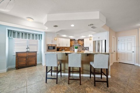 Condo in Saint Pete Beach, Florida, 3 bedrooms  № 1523895 - photo 24