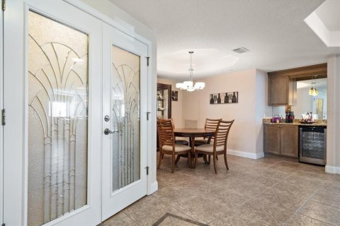 Condo in Saint Pete Beach, Florida, 3 bedrooms  № 1523895 - photo 15