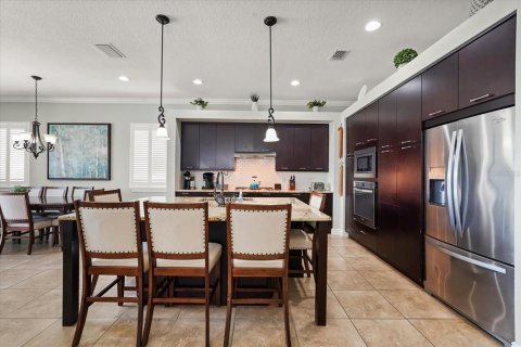 Villa ou maison à vendre à Kissimmee, Floride: 5 chambres, 304.07 m2 № 2400902 - photo 14