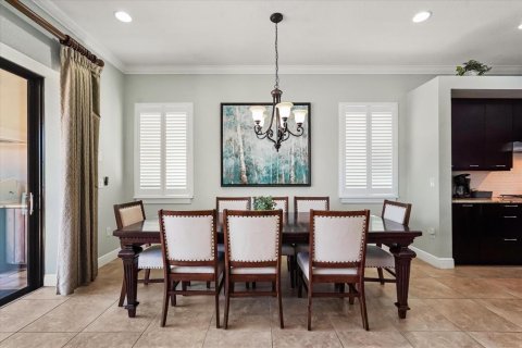 Villa ou maison à vendre à Kissimmee, Floride: 5 chambres, 304.07 m2 № 2400902 - photo 11