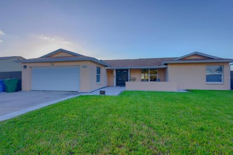 Villa ou maison à vendre à Bradenton, Floride: 3 chambres, 167.6 m2 № 2437275 - photo 4