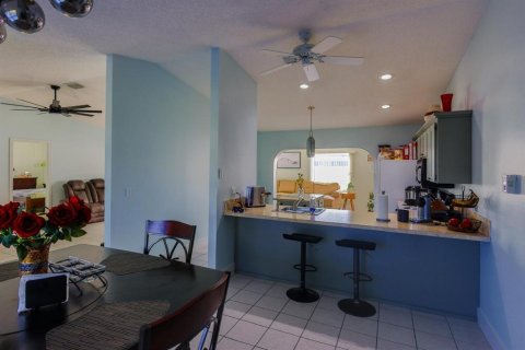 Villa ou maison à vendre à Bradenton, Floride: 3 chambres, 167.6 m2 № 2437275 - photo 11