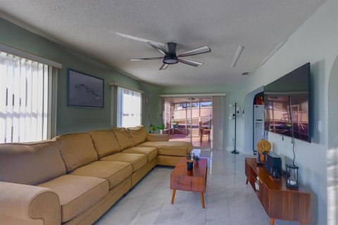 Villa ou maison à vendre à Bradenton, Floride: 3 chambres, 167.6 m2 № 2437275 - photo 7
