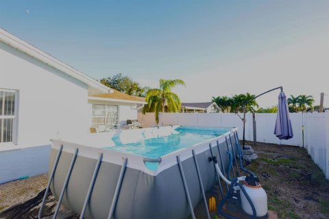 Villa ou maison à vendre à Bradenton, Floride: 3 chambres, 167.6 m2 № 2437275 - photo 28