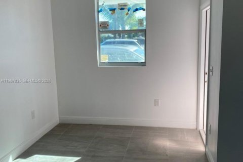 Villa ou maison à louer à West Park, Floride: 1 chambre, 233.65 m2 № 2029165 - photo 11