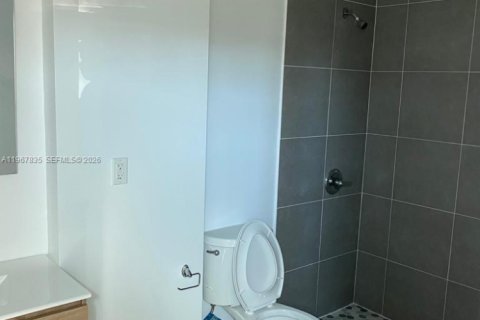 Villa ou maison à louer à West Park, Floride: 1 chambre, 233.65 m2 № 2029165 - photo 15