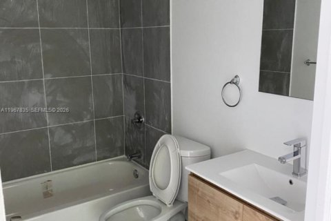 Villa ou maison à louer à West Park, Floride: 1 chambre, 233.65 m2 № 2029165 - photo 21