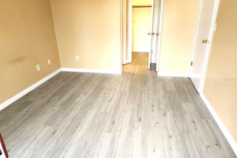 Condominio en alquiler en South Daytona, Florida, 2 dormitorios, 77.39 m2 № 1797248 - foto 6