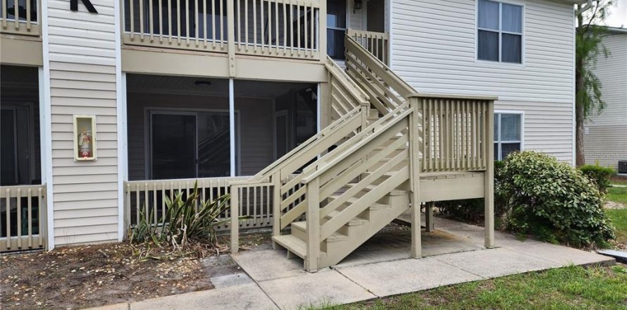 Condominio en South Daytona, Florida, 2 dormitorios № 1797248