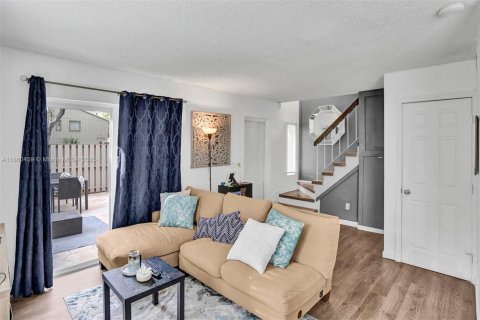 Touwnhouse à louer à Lauderhill, Floride: 2 chambres, 87.33 m2 № 1961681 - photo 12