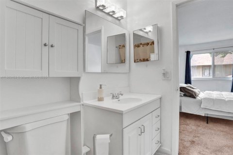 Touwnhouse à louer à Lauderhill, Floride: 2 chambres, 87.33 m2 № 1961681 - photo 17
