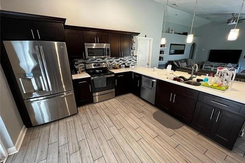 House in Orlando, Florida 3 bedrooms, 120.03 sq.m. № 2359127