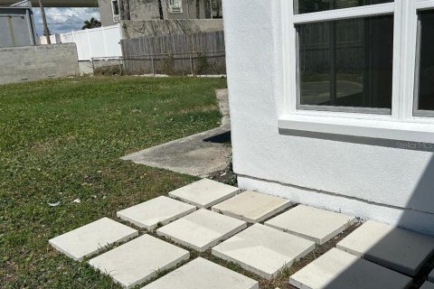 Villa ou maison à louer à Tampa, Floride: 3 chambres, 109.62 m2 № 2109679 - photo 25