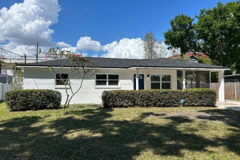 Villa ou maison à Tampa, Floride 3 chambres, 109.62 m2 № 2109679