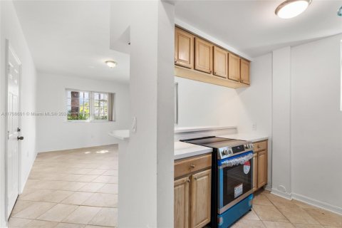 Copropriété à louer à Miami Beach, Floride: 44.59 m2 № 1811520 - photo 15