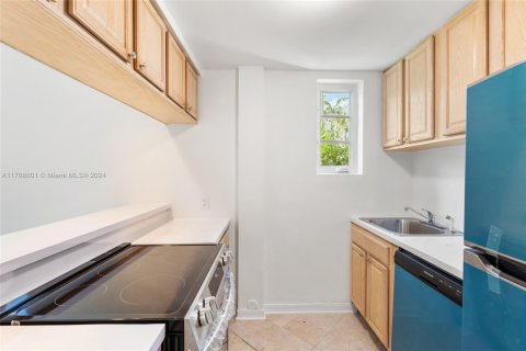 Copropriété à louer à Miami Beach, Floride: 44.59 m2 № 1811520 - photo 11