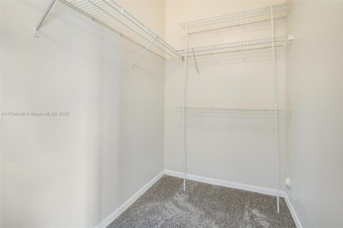 Townhouse in Cutler Bay, Florida 3 bedrooms, 143.07 sq.m. № 1483485 - photo 5