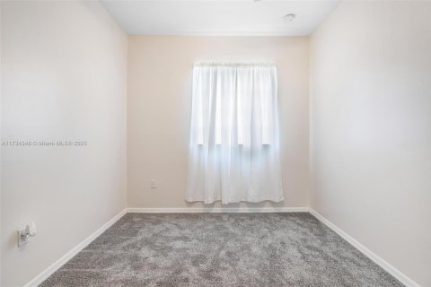 Townhouse in Cutler Bay, Florida 3 bedrooms, 143.07 sq.m. № 1483485 - photo 21