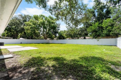 Villa ou maison à vendre à Clearwater, Floride: 2 chambres, 102.19 m2 № 1870937 - photo 27
