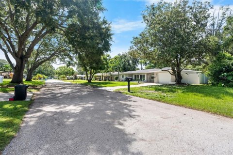 Villa ou maison à vendre à Clearwater, Floride: 2 chambres, 102.19 m2 № 1870937 - photo 24