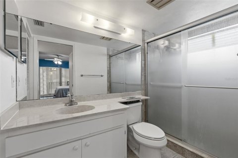 Купить кондоминиум в Венеция, Флорида 5 комнат, 103.12м2, № 2155406 - фото 25