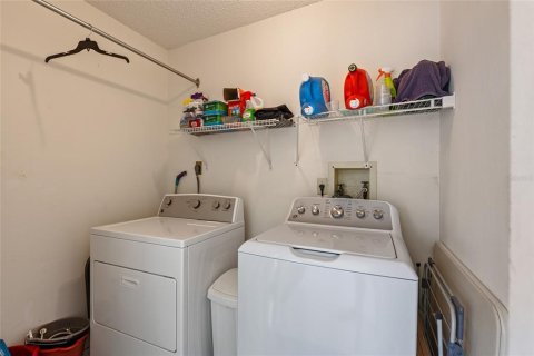 Купить кондоминиум в Венеция, Флорида 5 комнат, 103.12м2, № 2155406 - фото 28