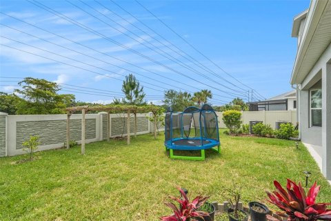 Casa en venta en Palm Harbor, Florida, 4 dormitorios, 317.91 m2 № 1681956 - foto 11