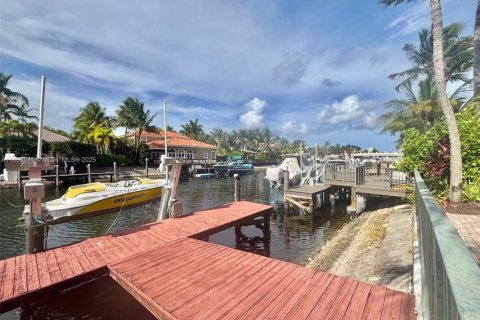 Villa ou maison à vendre à Hollywood, Floride: 5 chambres, 312.06 m2 № 1891920 - photo 2