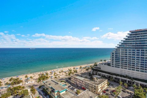 Condo in Fort Lauderdale, Florida, 2 bedrooms № 2147033