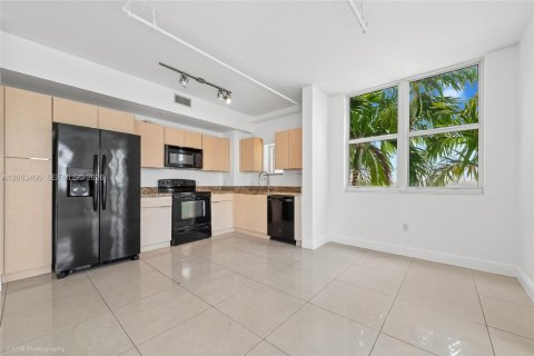 Copropriété à vendre à Miami, Floride: 2 chambres, 105.35 m2 № 2281873 - photo 6