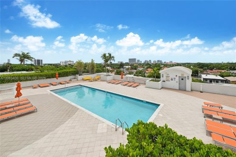 Copropriété à vendre à Miami, Floride: 2 chambres, 105.35 m2 № 2281873 - photo 13