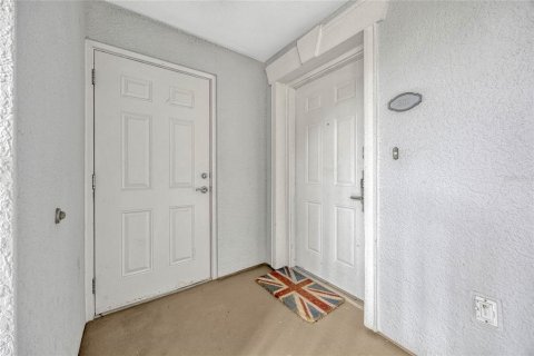 Condo in Four Corners, Florida, 3 bedrooms  № 1616568 - photo 4