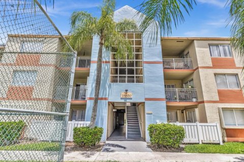 Condo in Hialeah, Florida, 2 bedrooms  № 2244326