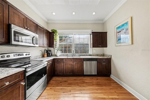 Villa ou maison à vendre à Tampa, Floride: 3 chambres, 132.66 m2 № 2416450 - photo 13