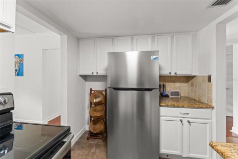 Condominio en venta en Winter Park, Florida, 2 dormitorios, 88.54 m2 № 1767152 - foto 14