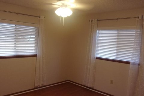 Villa ou maison à vendre à Ocala, Floride: 2 chambres, 106.28 m2 № 1904317 - photo 18