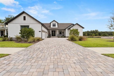 Villa ou maison à Brooksville, Floride 4 chambres, 289.76 m2 № 2399434