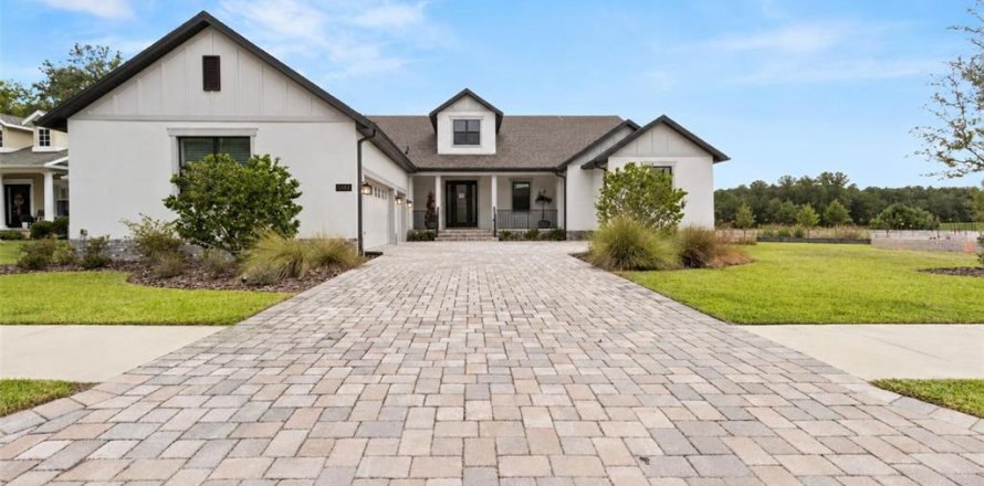 Villa ou maison à Brooksville, Floride 4 chambres, 289.76 m2 № 2399434
