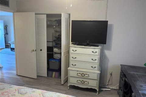 Condominio en alquiler en Bradenton, Florida, 2 dormitorios, 69.68 m2 № 1918499 - foto 11