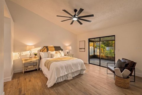 House in Tampa, Florida 3 bedrooms, 163.51 sq.m. № 2418342 - photo 3