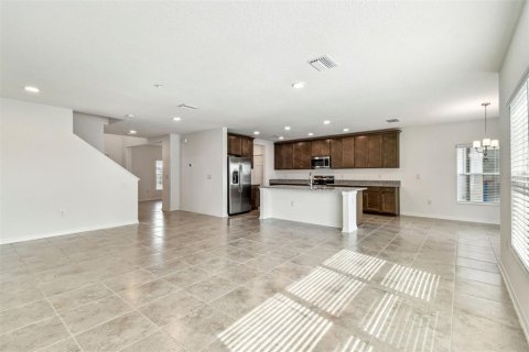 Casa en venta en Dade City, Florida, 5 dormitorios, 308.06 m2 № 1898431 - foto 24