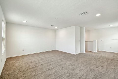 Casa en venta en Dade City, Florida, 5 dormitorios, 308.06 m2 № 1898431 - foto 30