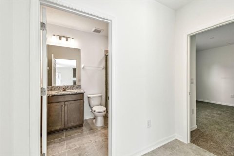 Casa en venta en Dade City, Florida, 5 dormitorios, 308.06 m2 № 1898431 - foto 20