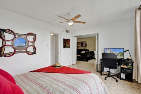 Copropriété à vendre à Pompano Beach, Floride: 2 chambres, 102.19 m2 № 1938229 - photo 28