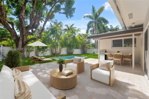 Villa ou maison à vendre à Miami Shores, Floride: 4 chambres, 237.55 m2 № 2343369 - photo 28