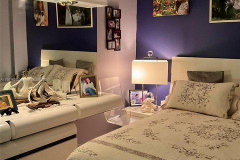 Condo in Hialeah, Florida, 3 bedrooms  № 1862876 - photo 3