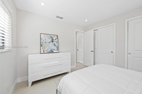 Immobilier commercial à vendre à Fort Lauderdale, Floride: 391.95 m2 № 2170818 - photo 10