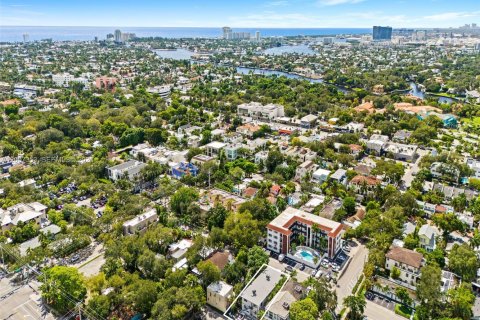Immobilier commercial à vendre à Fort Lauderdale, Floride: 391.95 m2 № 2170818 - photo 27